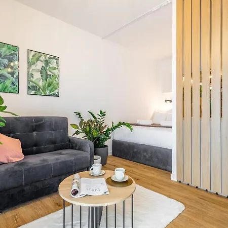 Jaworska 4 Apartament *